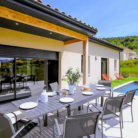 Awesome In Puy St Martin Vakantiehuis Puy-Saint-Martin